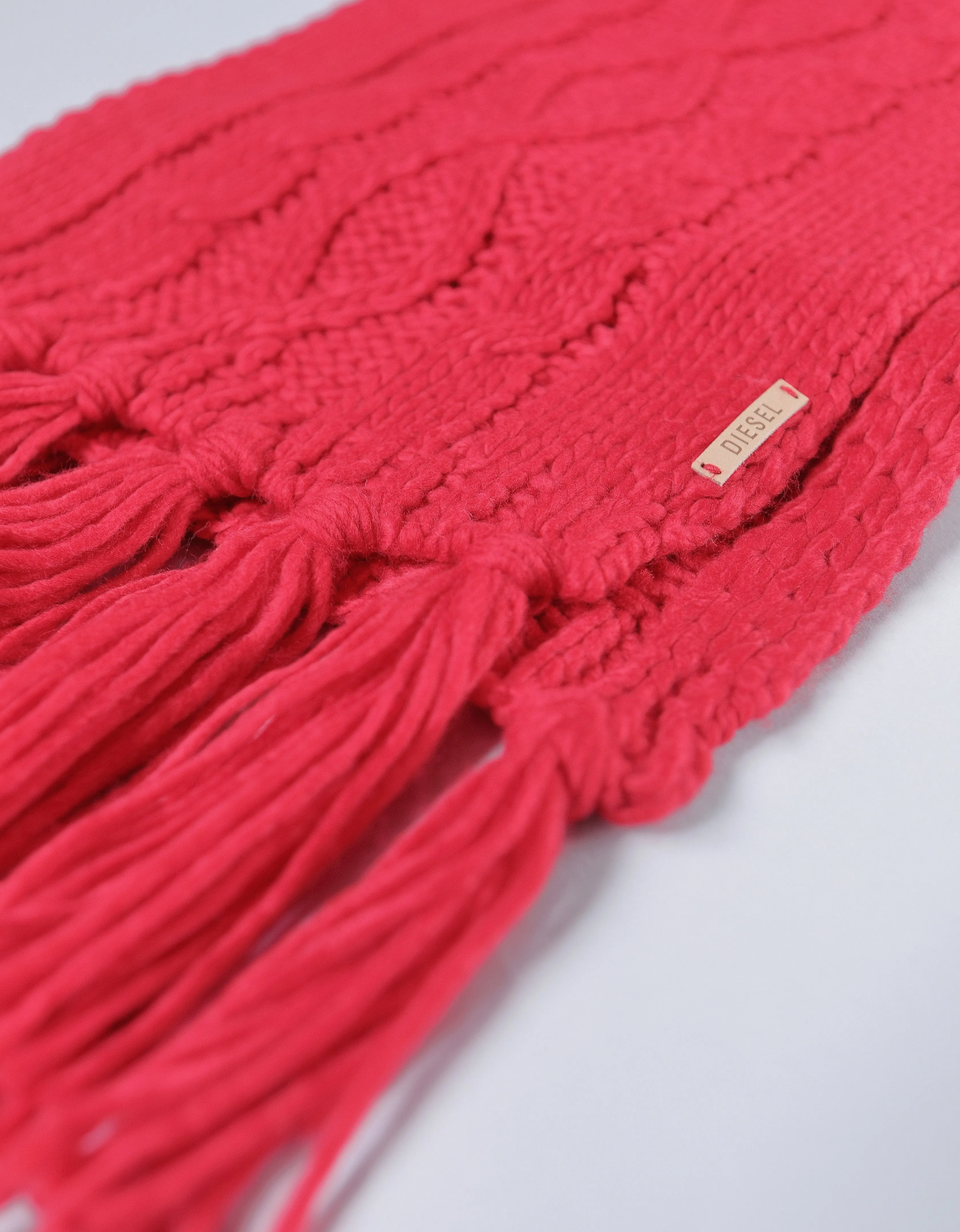 Evie Scarf Red