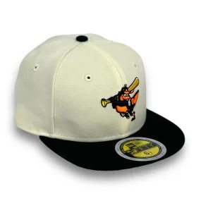 "KIDS" - BALTIMORE ORIOLES (OFF-WHITE) NEW ERA 59FIFTY FITTED (NEON ORANGE UNDER VISOR)